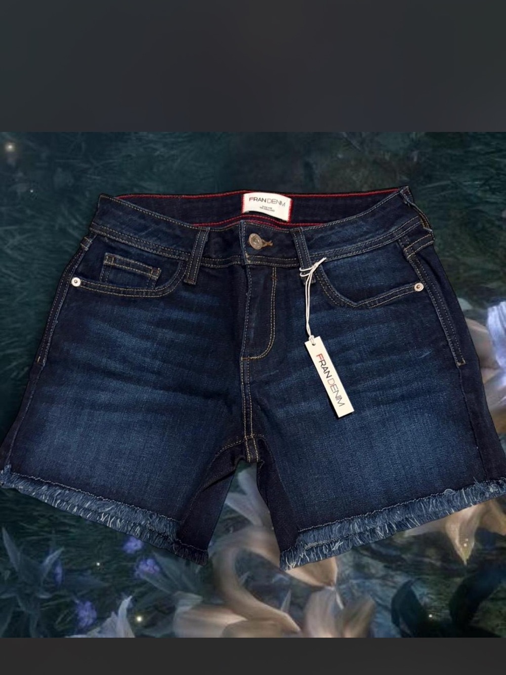 NWT Fran Denim "Melissa" Athletic Fit Shorts Size 26